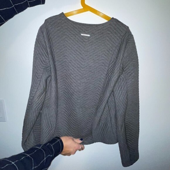 Armani Exchange Women's Gray Chevron Quilted Knit Jacket Size Small - Picture 9 of 11